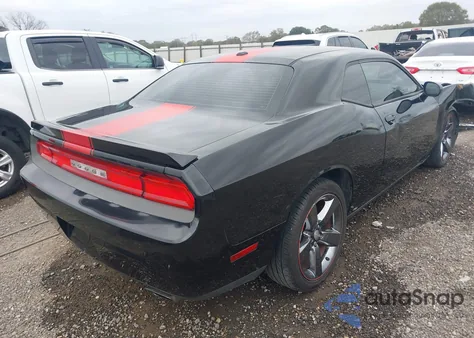 2013 Dodge Challenger Rallye Redline z USA, uszkodzony, nr VIN 2C3CDYAG0DH629243